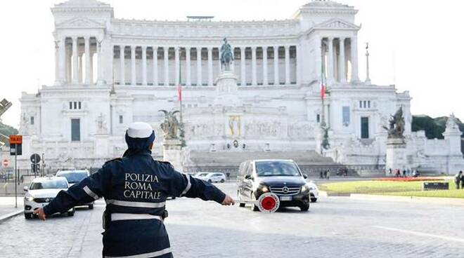 Strade Chiuse Roma 1 Novembre: Deviazioni Di Bus E Traffico