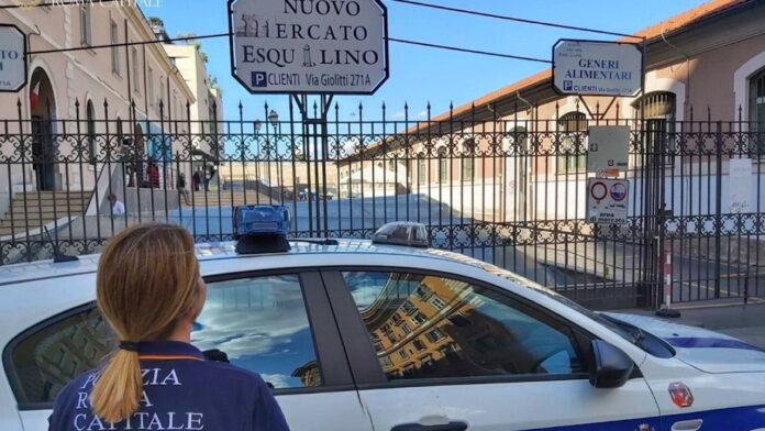 Roma, si assenta e il collega gli occupa il banco al mercato: sequestro e maxi multa