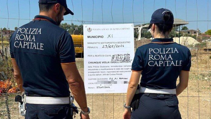 Due maxi discariche abusive scoperte e sequestrate a Roma: 5 denunciati