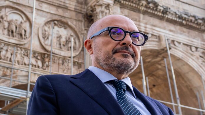 Gennaro Sangiuliano si dimette, Alessandro Giuli nuovo ministro alla Cultura