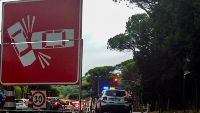 Due incidenti in poche ore a Roma: tre feriti, grave motociclista