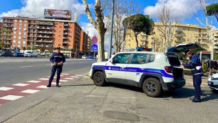 Domenica ecologica Roma, 145 automobilisti multati nei controlli della mattina