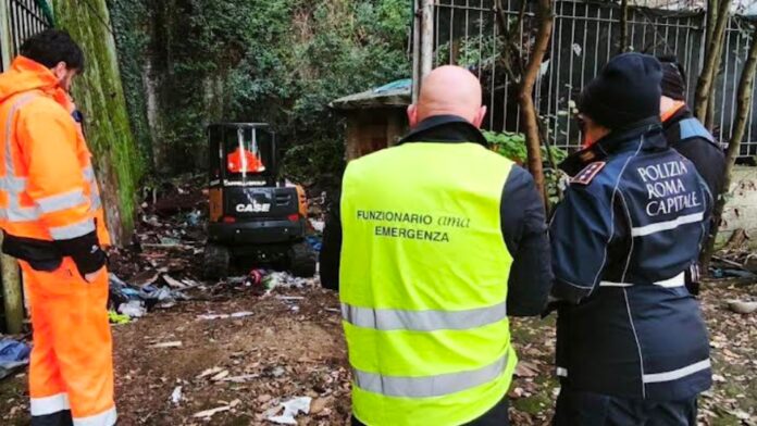 Roma, a Monte Mario tornano le tende: 8 denunciati per occupazione abusiva